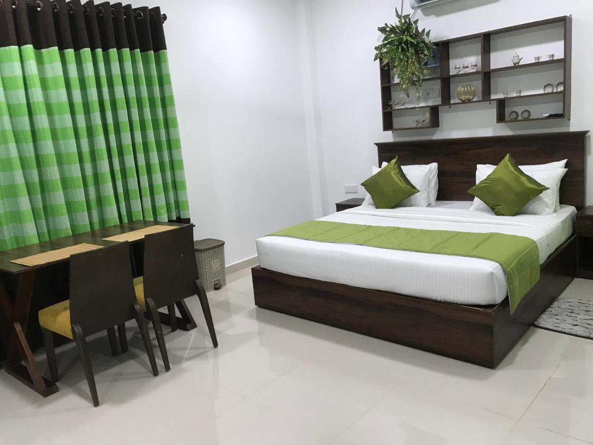 Cinnamon Airport Residencies Катунаяка Экстерьер фото